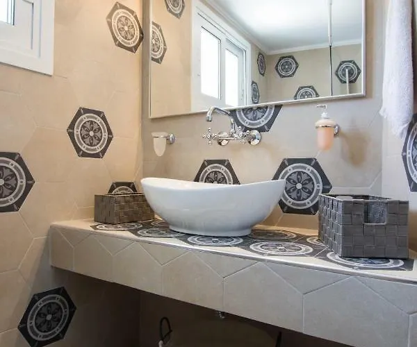 Optasia Apartamento Cárpatos