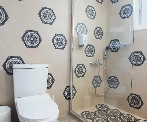 Optasia Apartament *